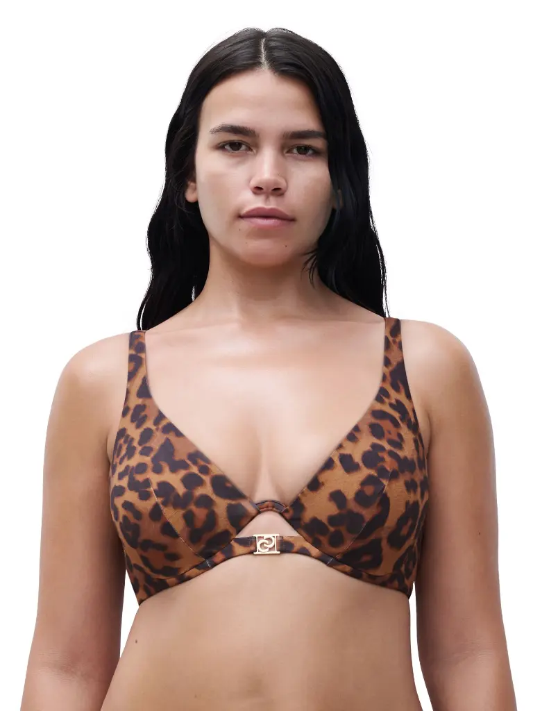 C17UMA-A12_D75_SAUVAGE_ECOM_CROP_WEB_WH_FT.webp