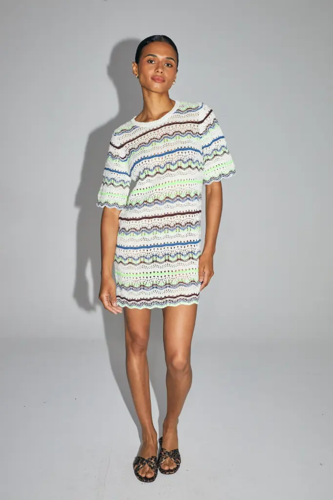 dress-crochet-colorfull.webp