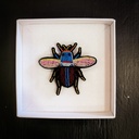 BROCHE TISSEE 