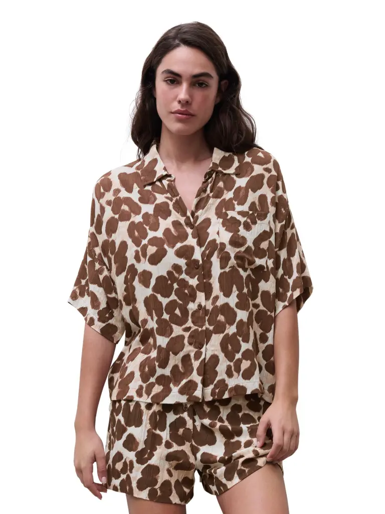 FNAGJ5-A82_38_LAYLA_FNAGE5-A82_38_LAYLA_ECOM_LOOK_WEB_WH_FT.webp