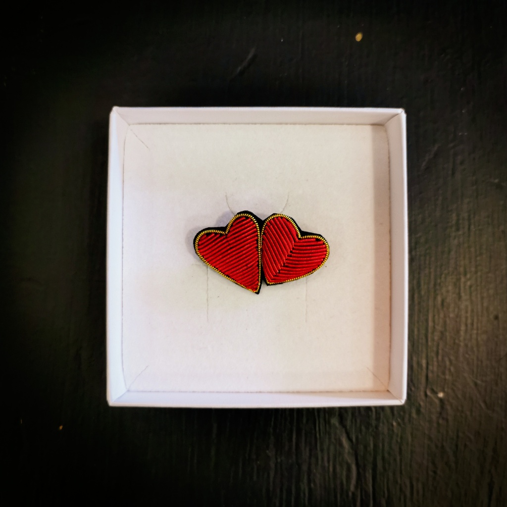 BROCHE PETITE TISSEE