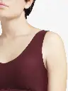 C16A10-0K7_SOFTSTRETCH_PADDED_BRA-DS.webp