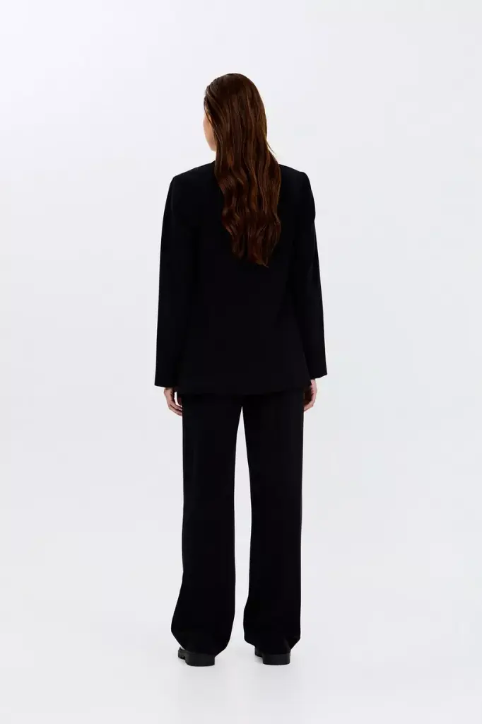 lagarus-blazer (3).webp