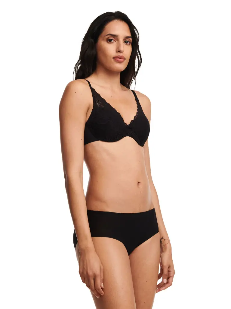 C94260-011_B75_FLORAL_TOUCH_COVERING_BRA-SI.webp