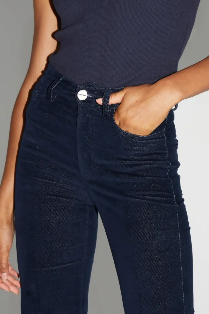 denim-flare-black-blue-velvet (3).webp