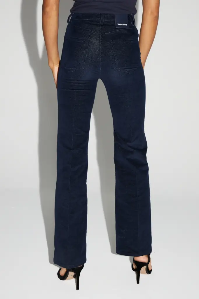denim-flare-black-blue-velvet (5).webp