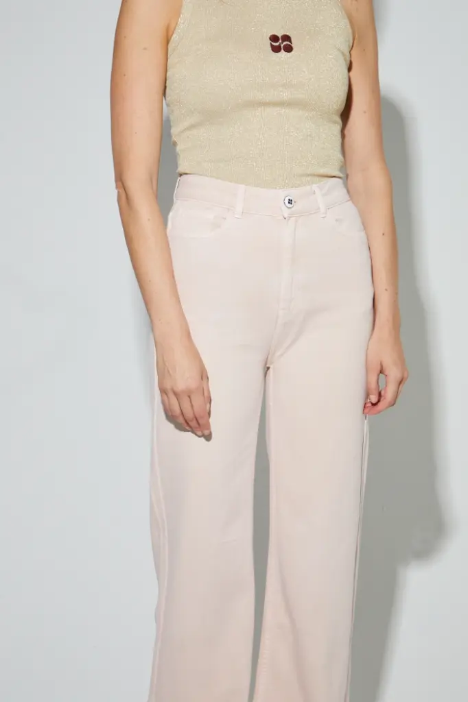 june-flare-loose-fit-peach (1).webp