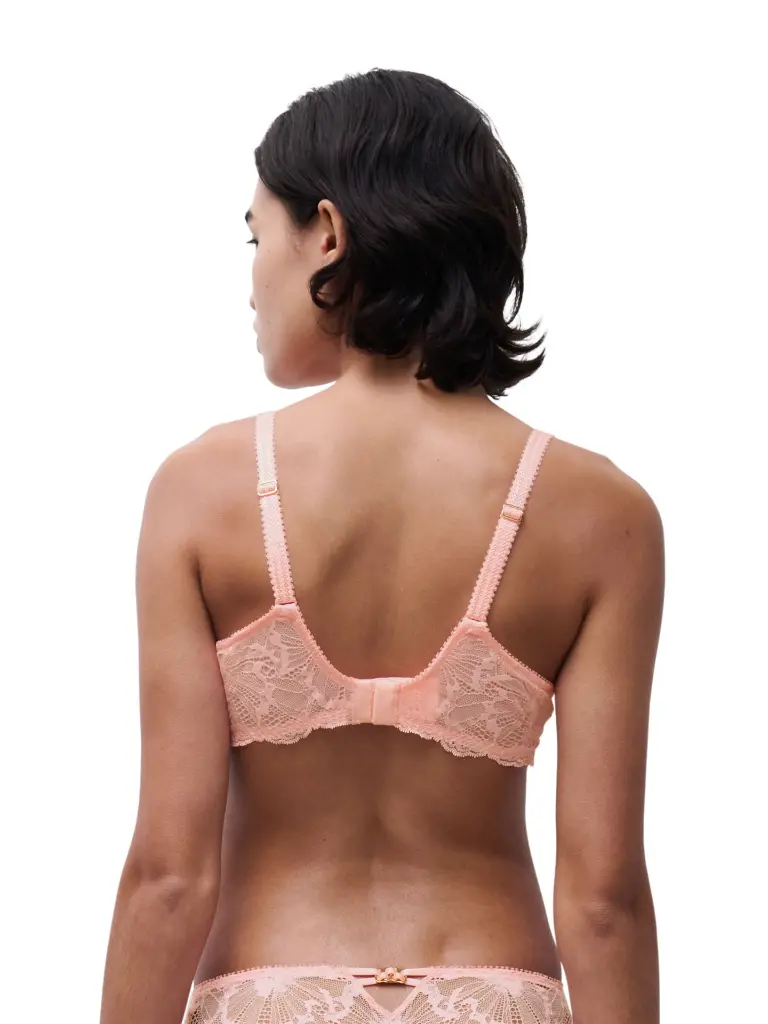 C19YNR-094_B75_MUSE_ECOM_CROP_WEB_WH_BK.webp