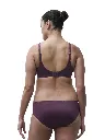 C98100-032_E75_EMMA_C98130-032_40_EMMA_ECOM_LOOK_WEB_WH_BK.webp