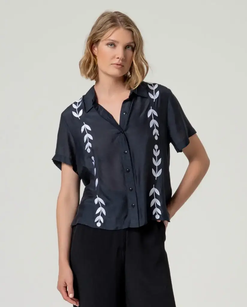 [526BAIS122] BLOUSE BAIS NOIRE (S)