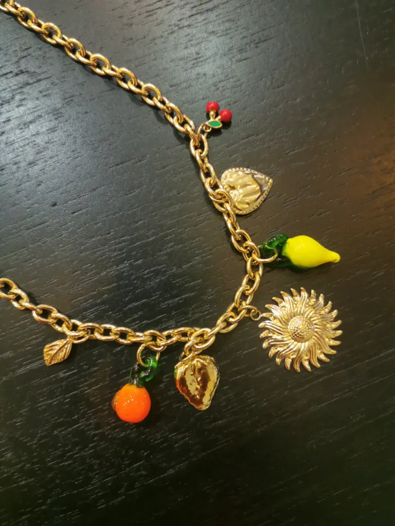 COLLIER FRUTA