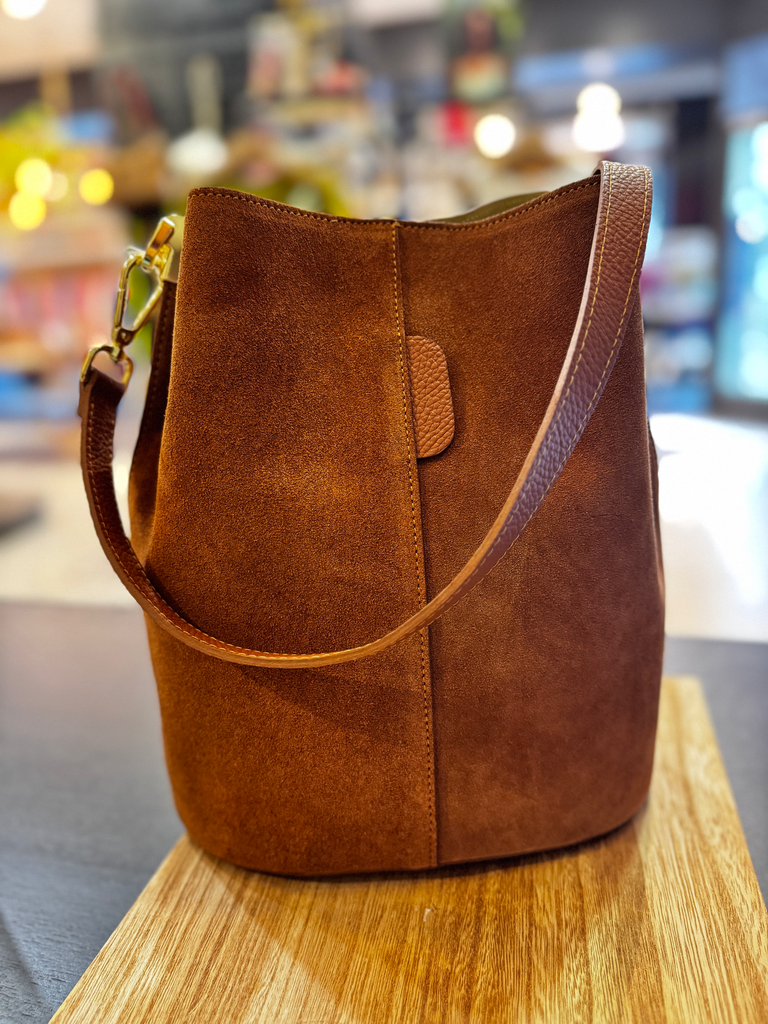 SAC SUEDE COGNAC LILA