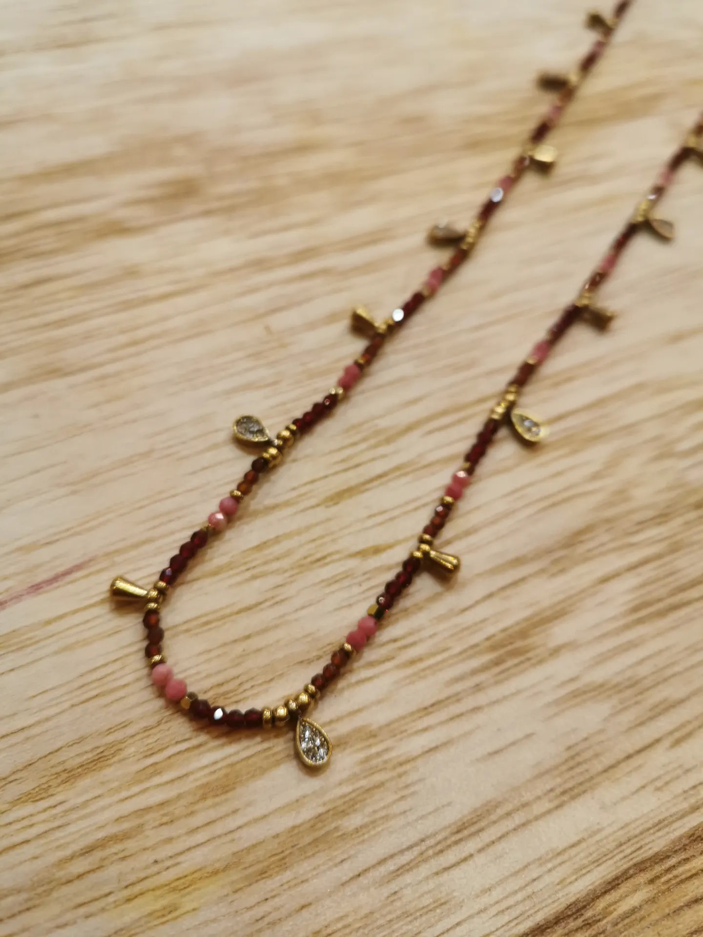COLLIER LONG ARAIZ