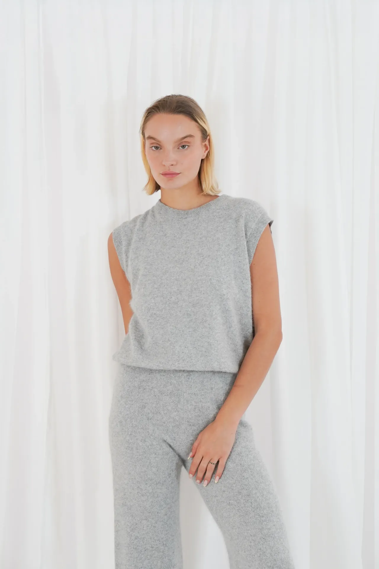 PULL DURANGO gris