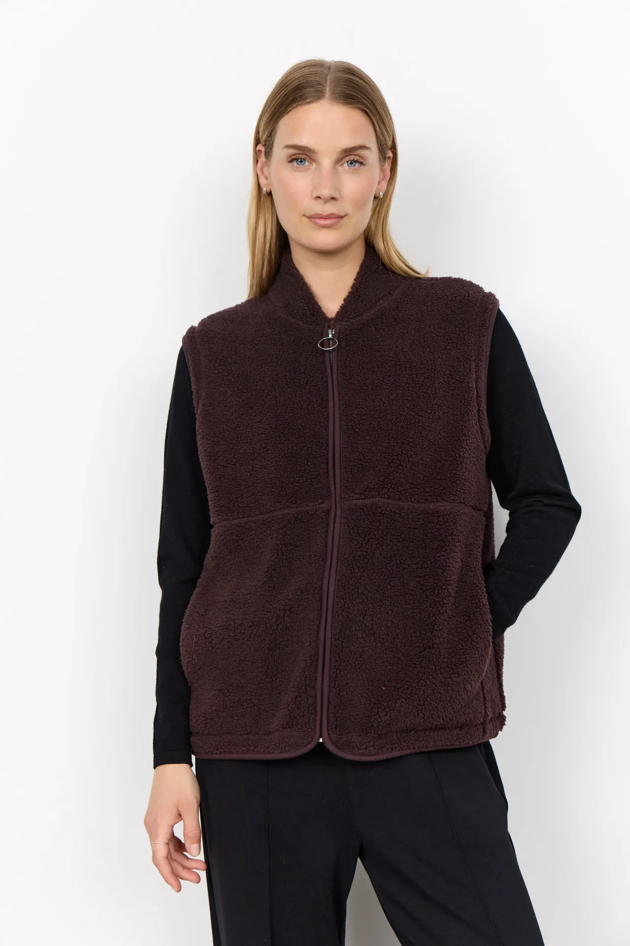 VESTE SANS MANCHE ONYX