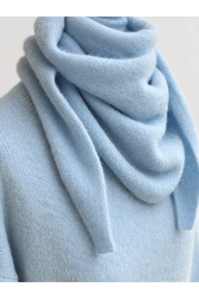 TRIANGLE ICE BLUE