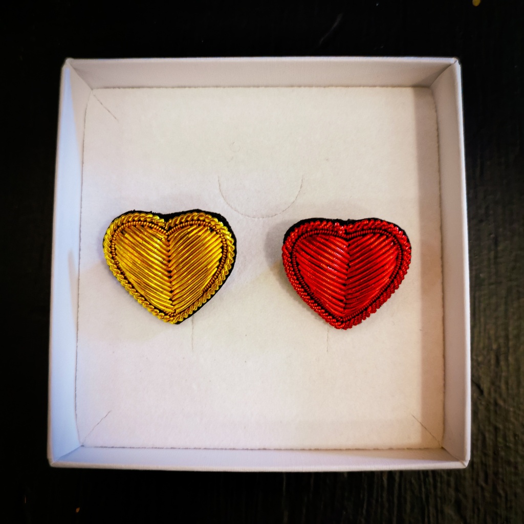 BROCHE COEUR TISSEE  