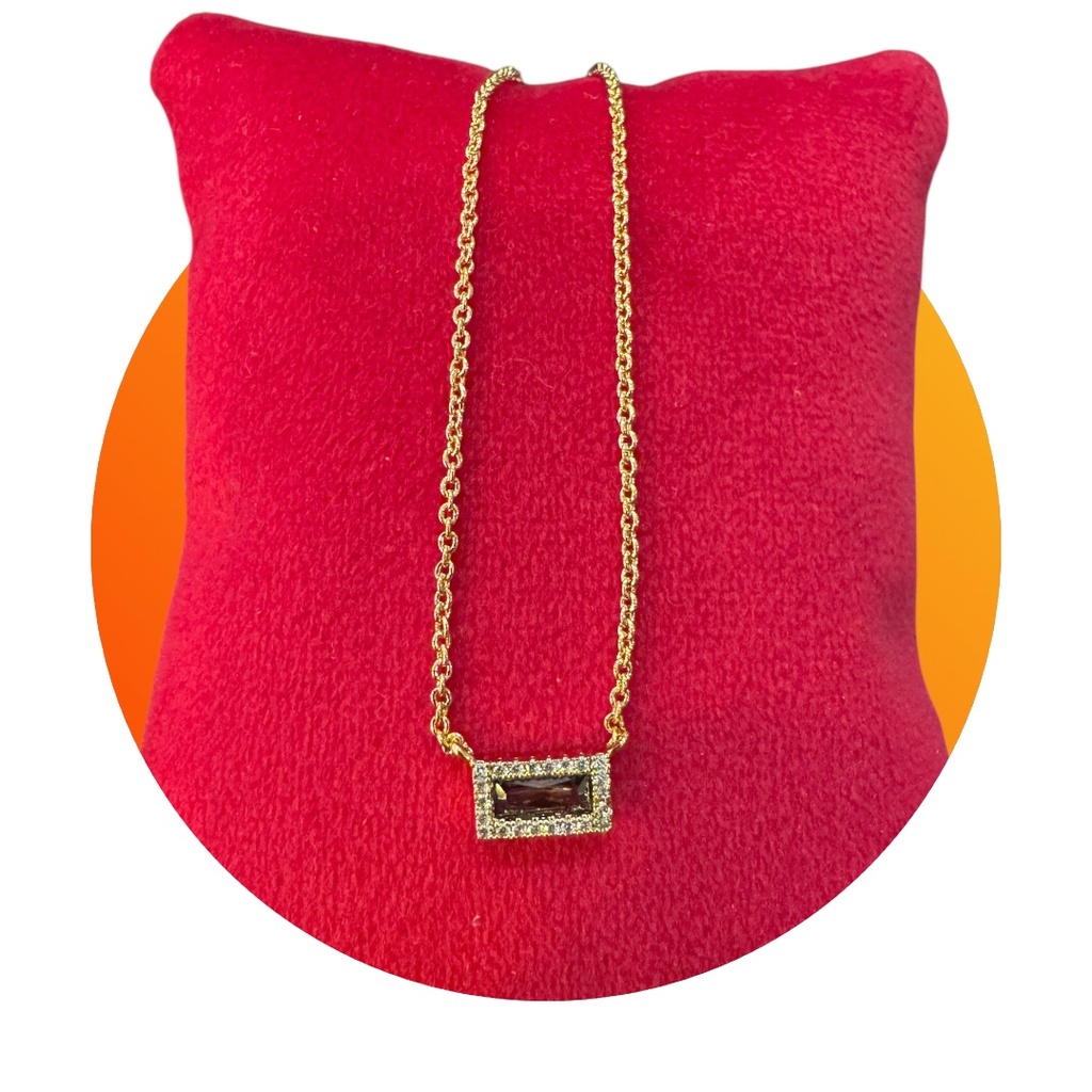 COLLIER PLAQUE OR