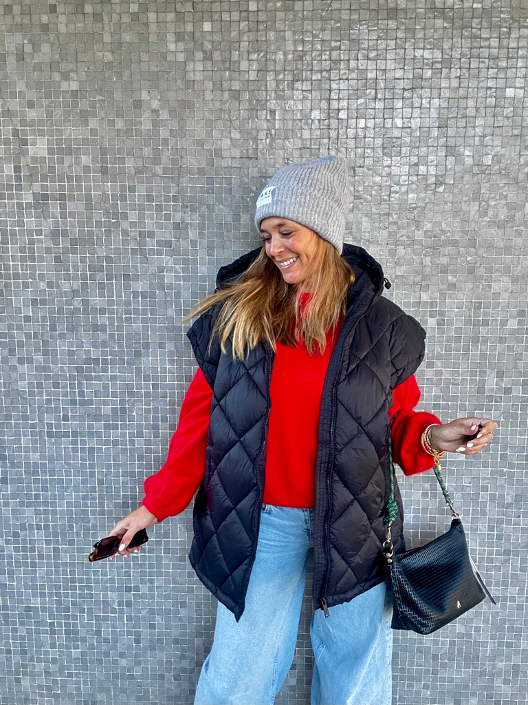 DOUDOUNE NOIRE SANS MANCHE