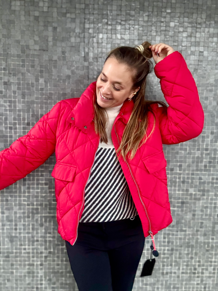 DOUDOUNE COURTE MONTREAL ROUGE