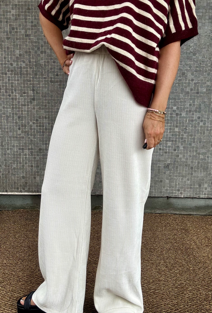 PANTALON COLA VELOURS