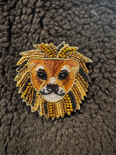 BROCHE LION
