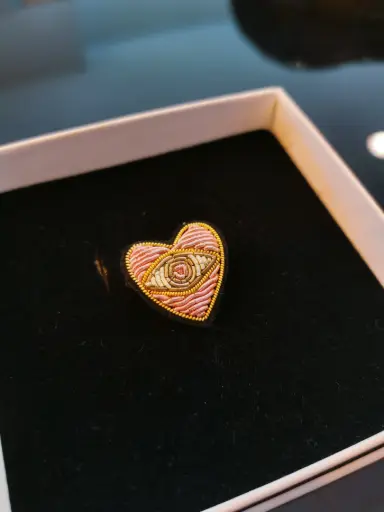 BROCHE TISSÉE MINI COEUR ROSE